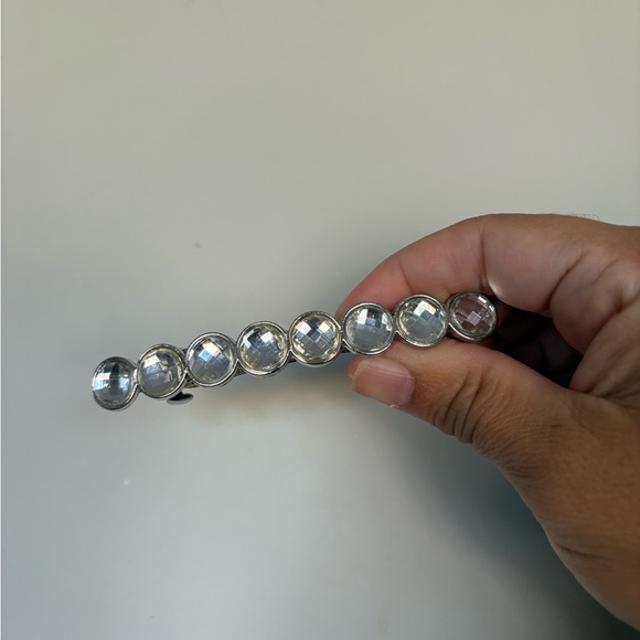 Silver colour Rhinestone Hair Clips - Picture 4 of 11